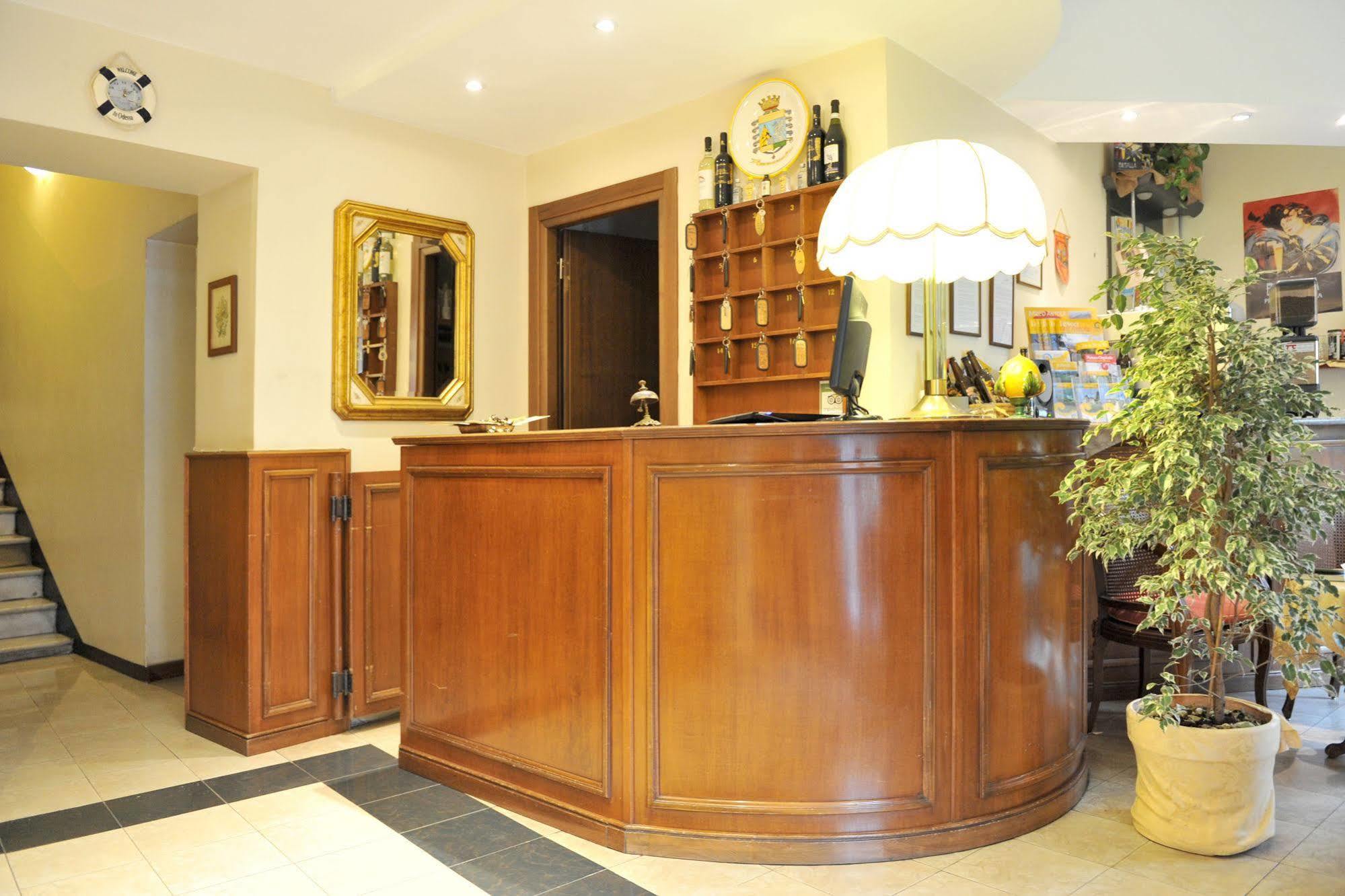 Albergo Birra Savignone Exterior photo